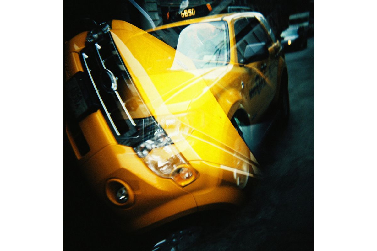 Diana F+ Camera & Flash - Image 4